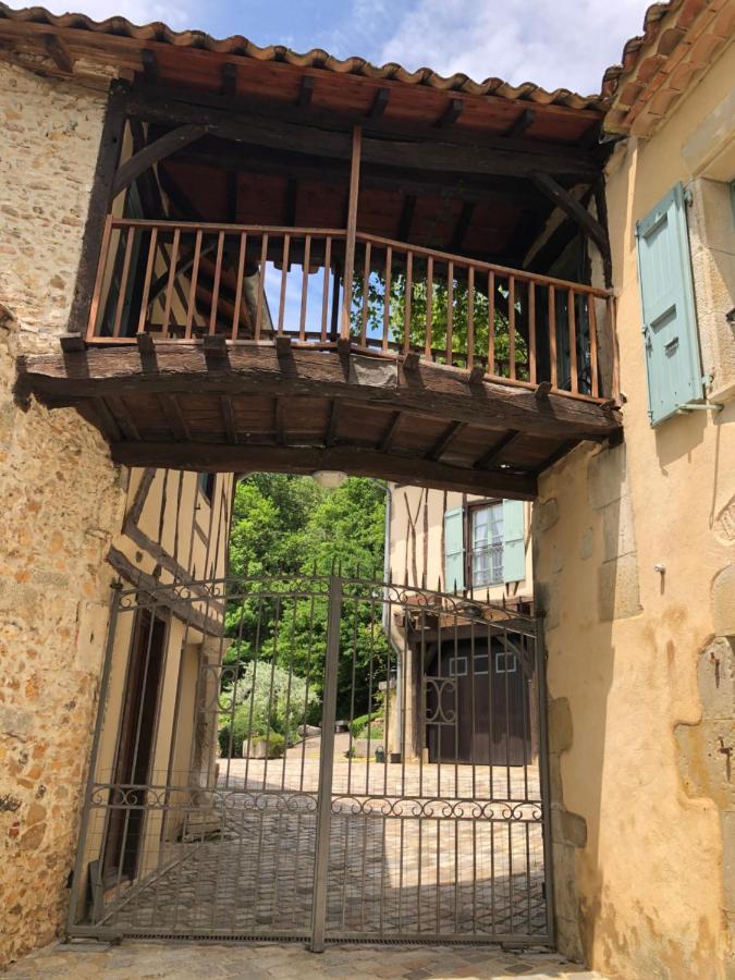 فيلا The Courtyard كاسْتْرْ المظهر الخارجي الصورة
